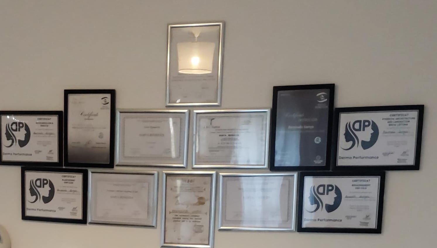 Certifications et diplômes de Samya Bensouda